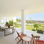 Stylish 2 Bedroom In Alcazaba Lagoon Apartmán *