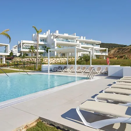 Daire Stylish 2 Bedroom In Alcazaba Lagoon Casares