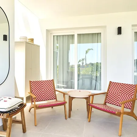 Stylish 2 Bedroom In Alcazaba Lagoon Apartmán