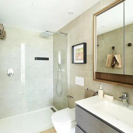 Daire Stylish 2 Bedroom In Alcazaba Lagoon Casares