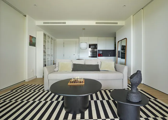 Stylish 2 Bedroom In Alcazaba Lagoon *