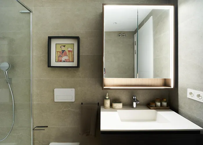 Stylish 2 Bedroom In Alcazaba Lagoon Apartment Casares