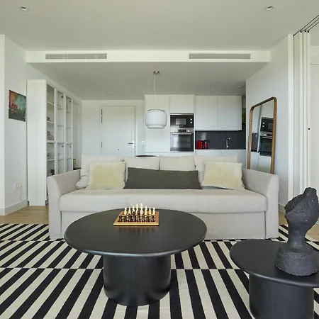 Stylish 2 Bedroom In Alcazaba Lagoon Apartman *