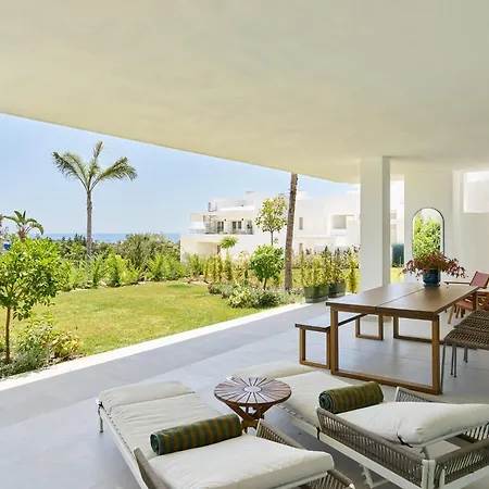 Stylish 2 Bedroom In Alcazaba Lagoon カサーレス