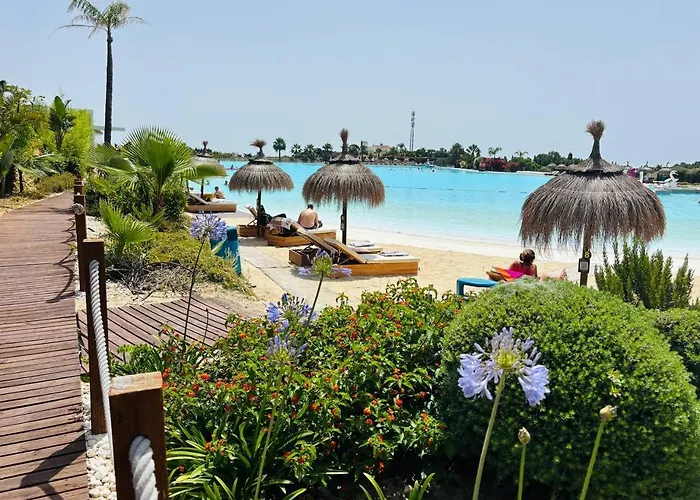 Stylish 2 Bedroom In Alcazaba Lagoon *