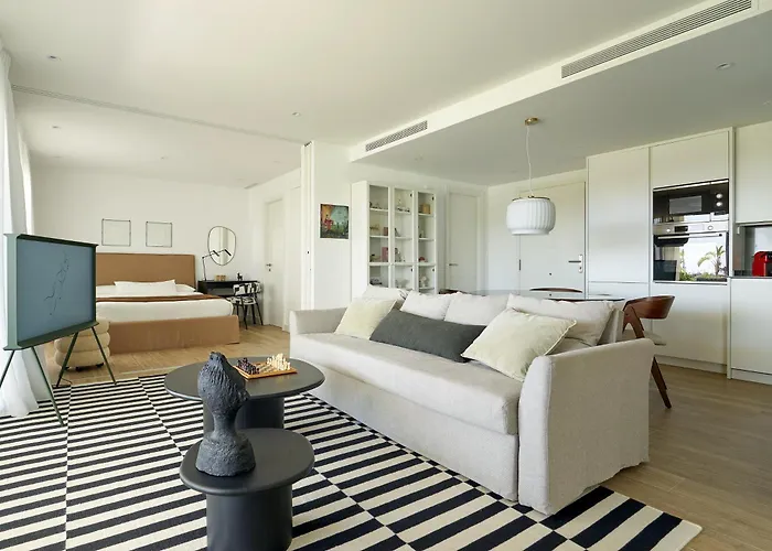 公寓 Stylish 2 Bedroom In Alcazaba Lagoon