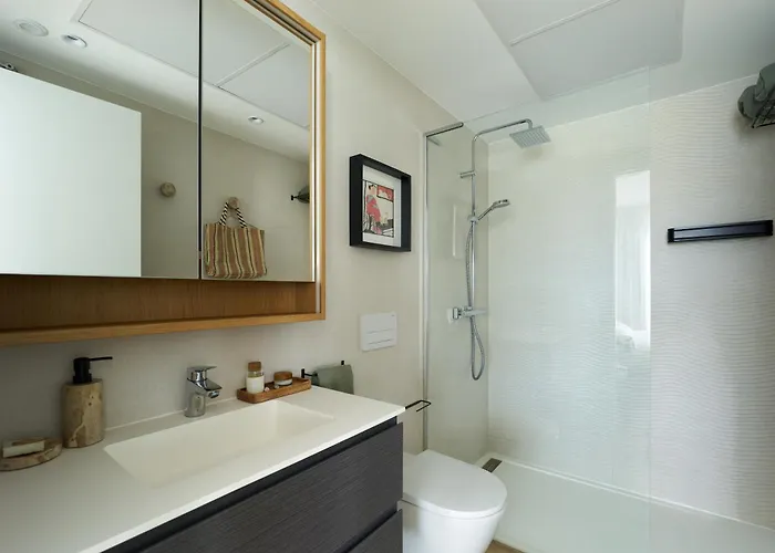 公寓 Stylish 2 Bedroom In Alcazaba Lagoon *